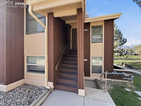 4533 N Carefree Circle #B, Colorado Springs, CO 80917