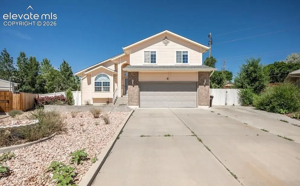 15 White Dove Court, Pueblo, CO 81001 - #1