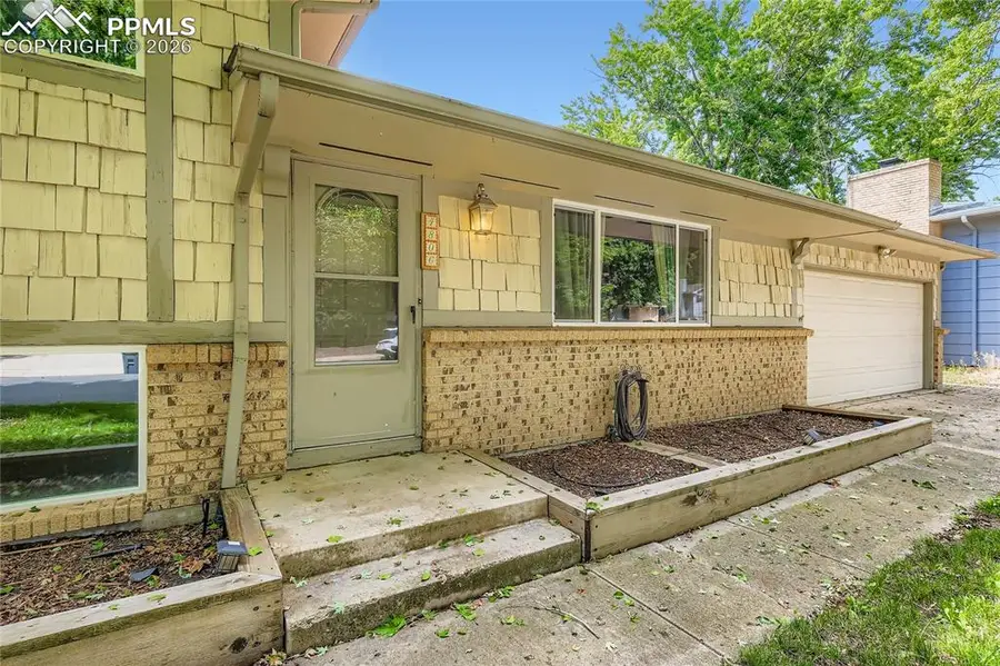 4806 Sprucewood Drive, Colorado Springs, CO 80918 - #3