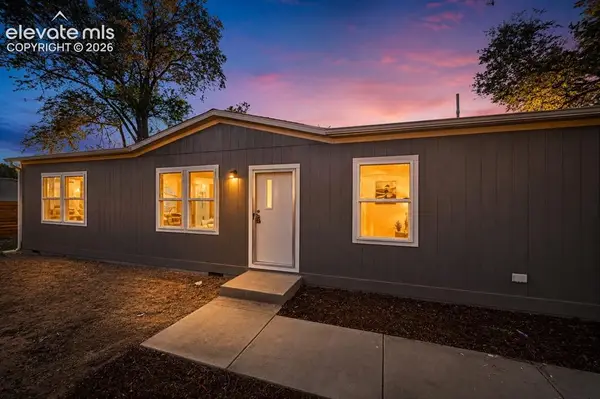 281 E Stewart Drive, Pueblo, CO 81007