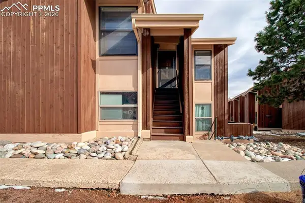 4245 N Carefree Circle #B, Colorado Springs, CO 80917