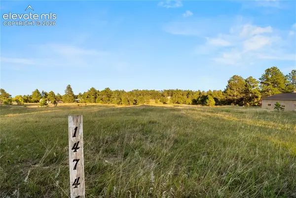 14745 W Kiowa Creek Lane, Colorado Springs, CO 80908