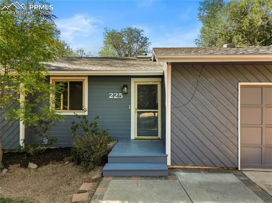 225 W Navajo Street, Colorado Springs, CO 80905 - #3
