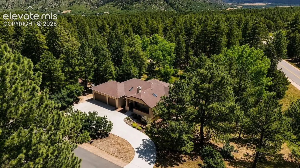 7524 Engineers Court, Larkspur, CO 80118 - #1