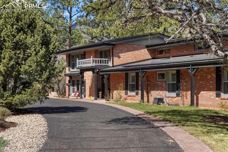 1660 Mesa Avenue, Colorado Springs, CO 80906 - #2