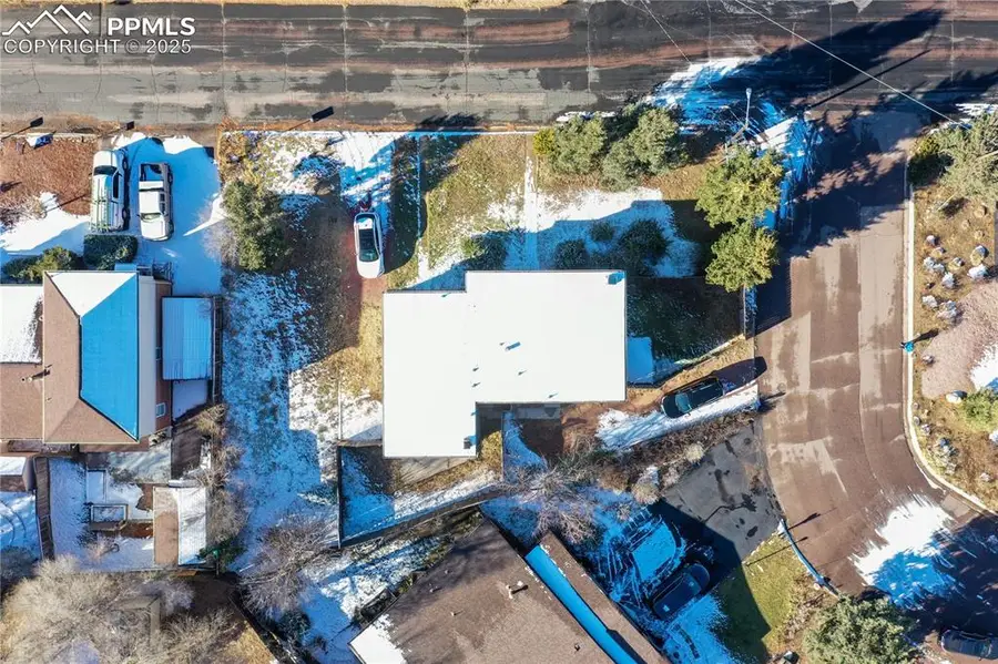 71 W Old Broadmoor Road, Colorado Springs, CO 80906 - Image #2