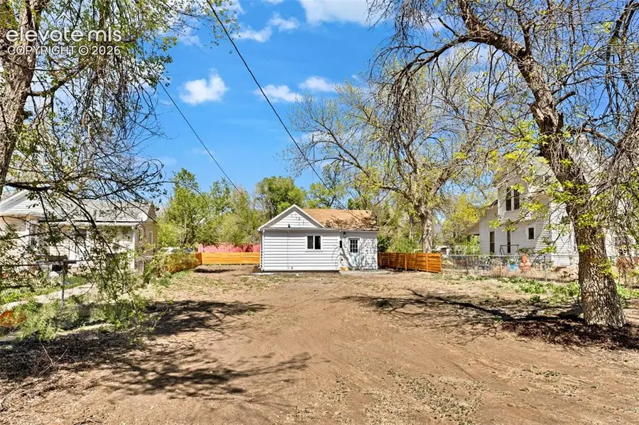 611 Maple Street, Colorado Springs, CO 80903 - #3