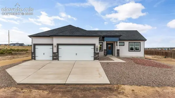 943 E Moonbeam Drive, Pueblo West, CO 81007