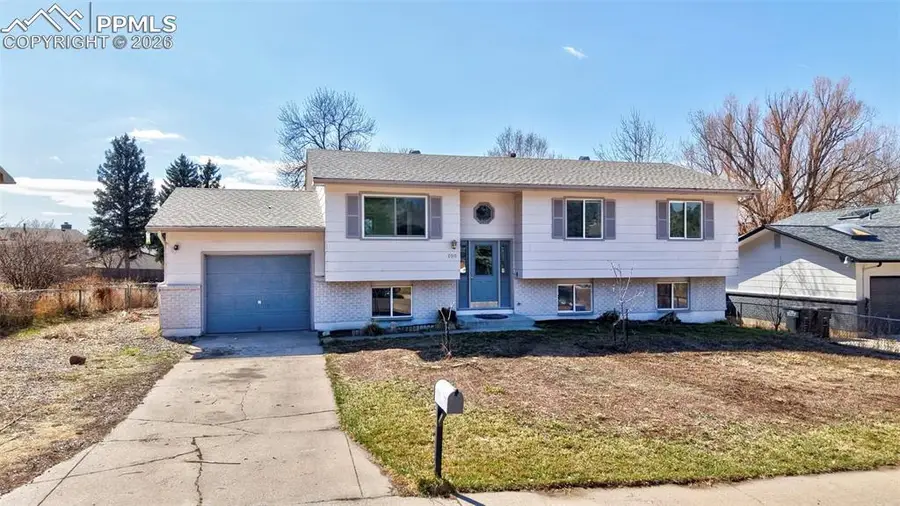 108 Cielo Vista Street, Colorado Springs, CO 80911 - #3