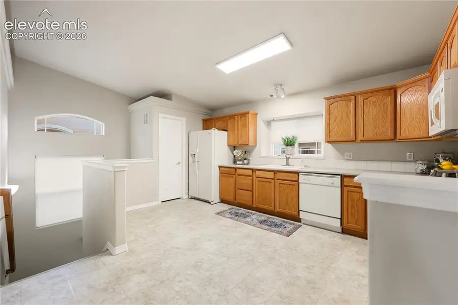 1479 Madison Ridge Heights #B, Colorado Springs, CO 80904 - #3