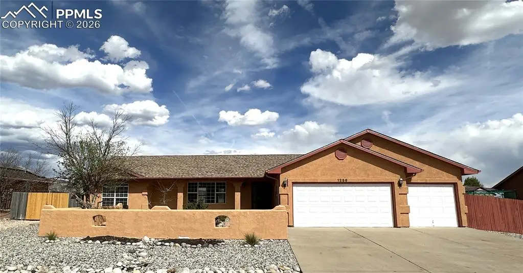 1256 Indiana Avenue, Canon City, CO 81212 - #1