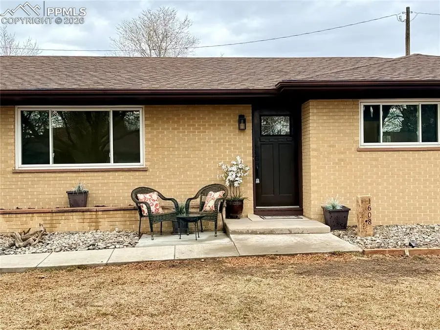 1608 Mount View Lane, Colorado Springs, CO 80907 - #2