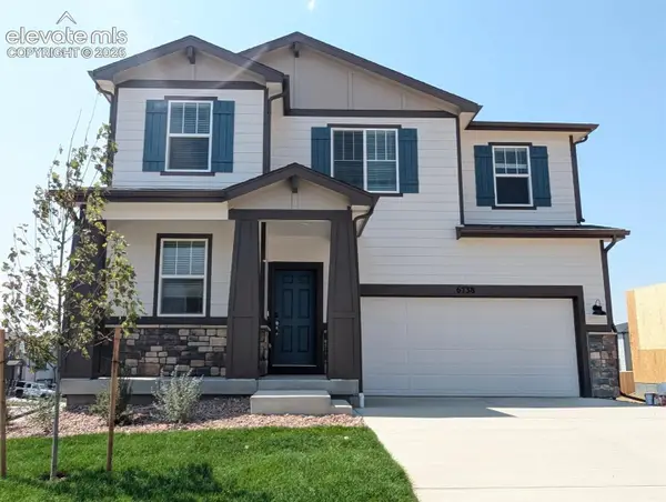6738 Roundtail Way, Colorado Springs, CO 80925