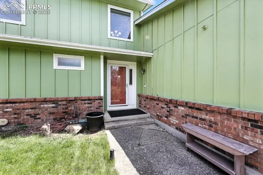 6641 W Gambol Quail Drive, Colorado Springs, CO 80918 - Image #3