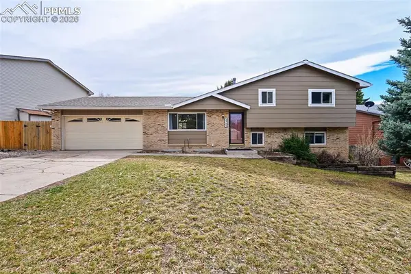 2705 Maroon Bells Avenue, Colorado Springs, CO 80918