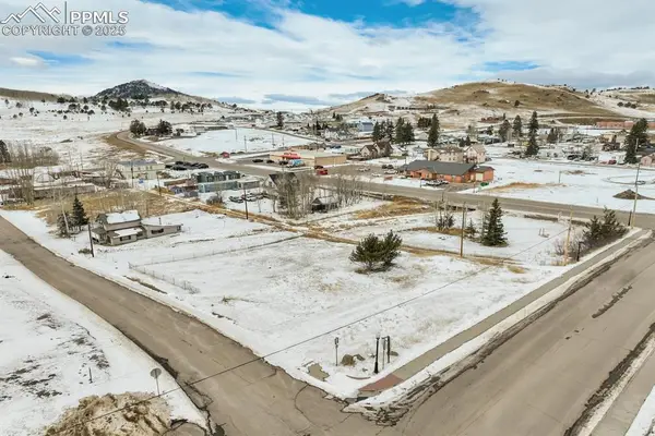 305 W Bennett Avenue, Cripple Creek, CO 80813
