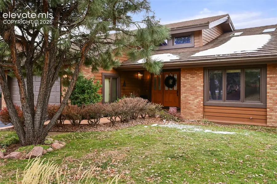 1536 Smoochers Circle, Colorado Springs, CO 80904 - #2