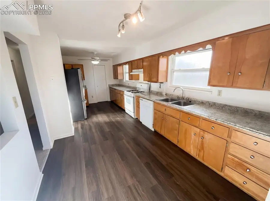 427 Quebec Street, Colorado Springs, CO 80911 - Image #2