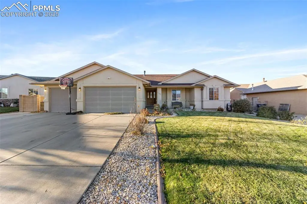 5405 Peregrine Drive, Pueblo, CO 81005 - Image #1