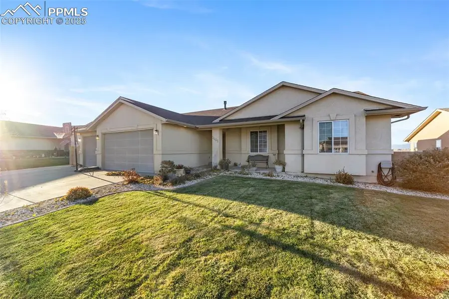 5405 Peregrine Drive, Pueblo, CO 81005 - Image #2