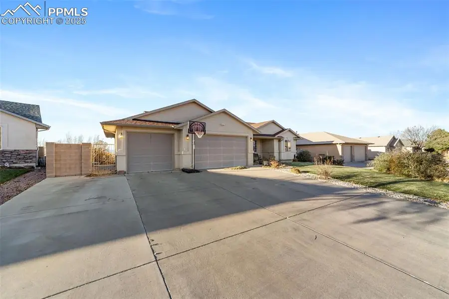 5405 Peregrine Drive, Pueblo, CO 81005 - Image #3