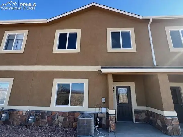 1826 Sandtoft Heights, Colorado Springs, CO 80951