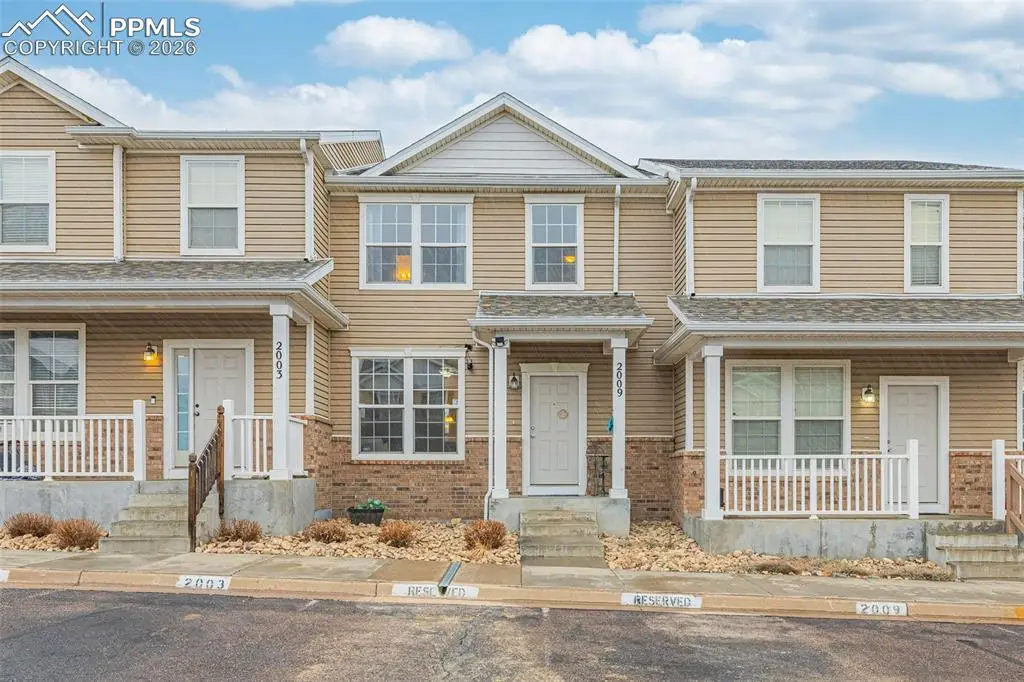 2009 Creekridge Point, Colorado Springs, CO 80910 - #1