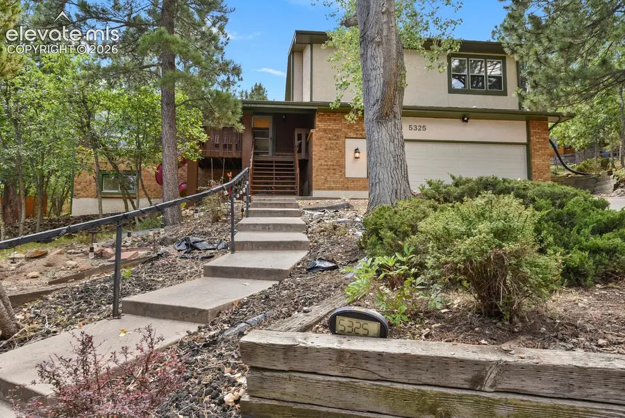 5325 Autumn Hills Court, Colorado Springs, CO 80919 - #2