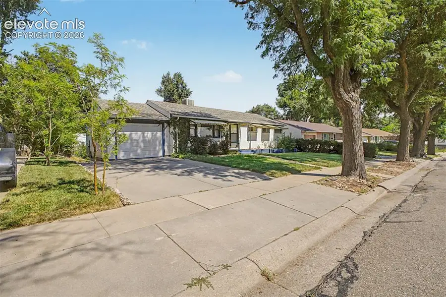 1606 Iroquois Road, Pueblo, CO 81001 - #2