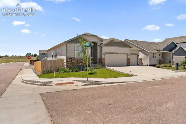 6886 Volga Drive, Colorado Springs, CO 80925