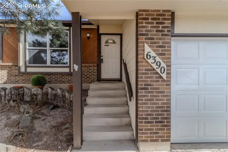 6390 Pemberton Way, Colorado Springs, CO 80919 - #2