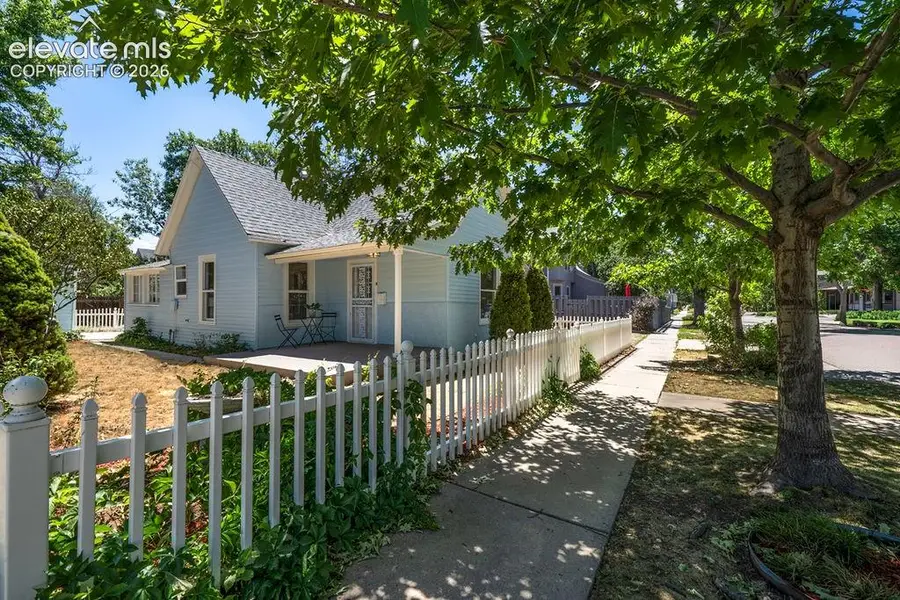 211 E Jefferson Street, Colorado Springs, CO 80907 - #2