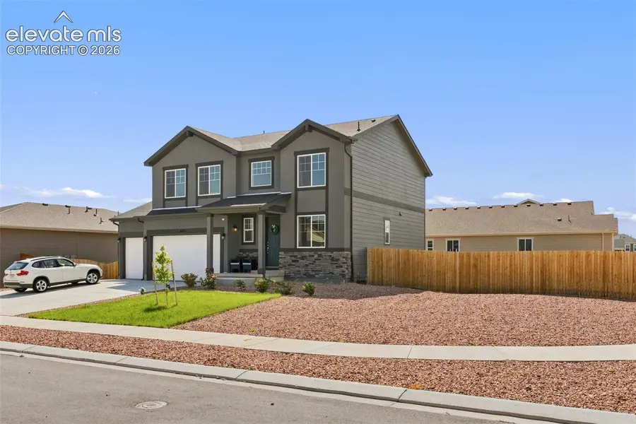 3425 Bella Luna Drive, Pueblo, CO 81001 - #2