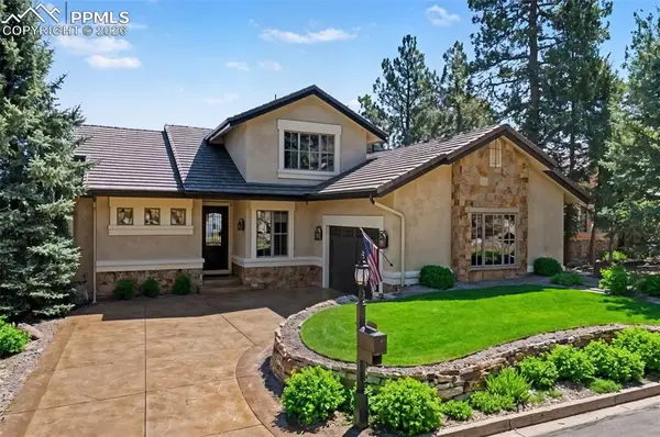 1095 High Lake View, Colorado Springs, CO 80906