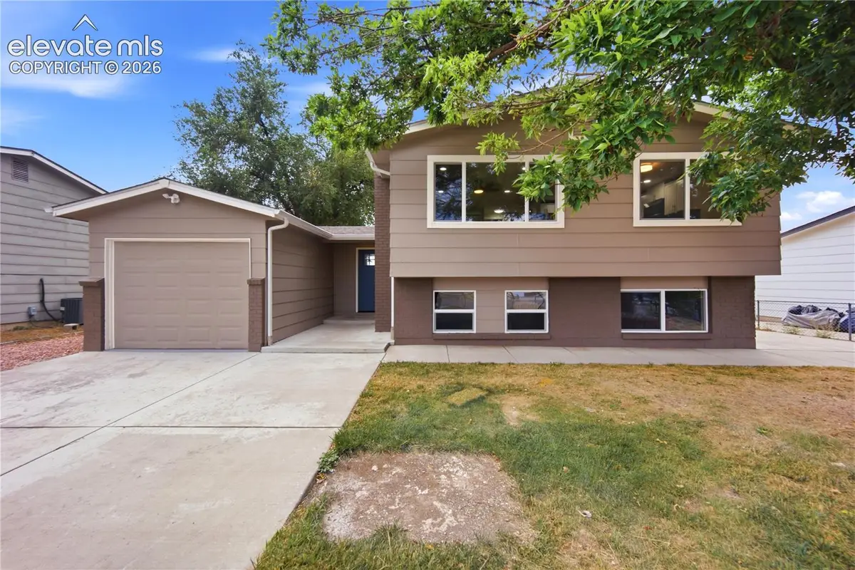 490 Calle Entrada Na, Fountain, CO 80817 - #1