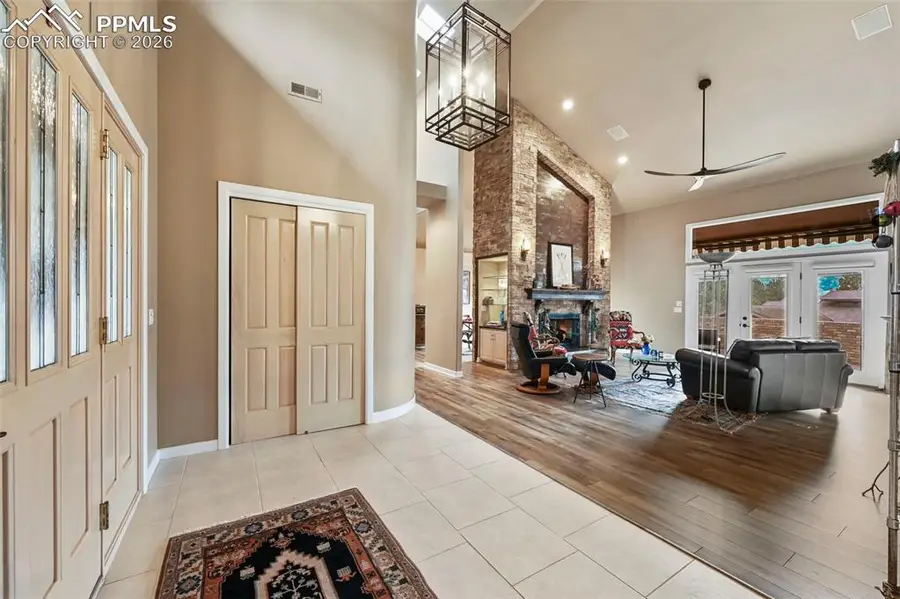 1536 Smoochers Circle, Colorado Springs, CO 80904 - #3