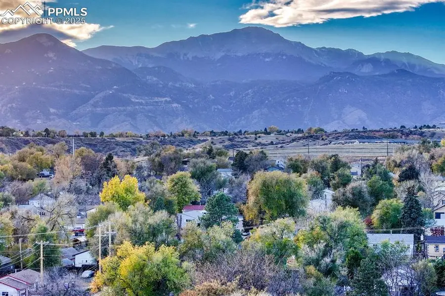 2405 N Chestnut Street, Colorado Springs, CO 80907 - Image #2