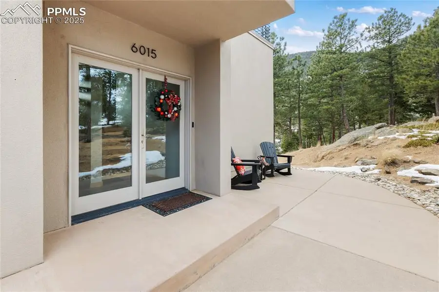 6015 Waterfall Loop, Manitou Springs, CO 80829 - Image #2
