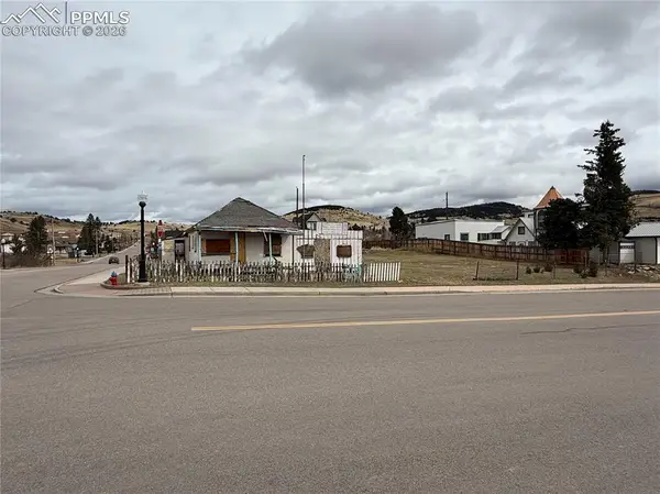 239 W Bennett Avenue, Cripple Creek, CO 80813