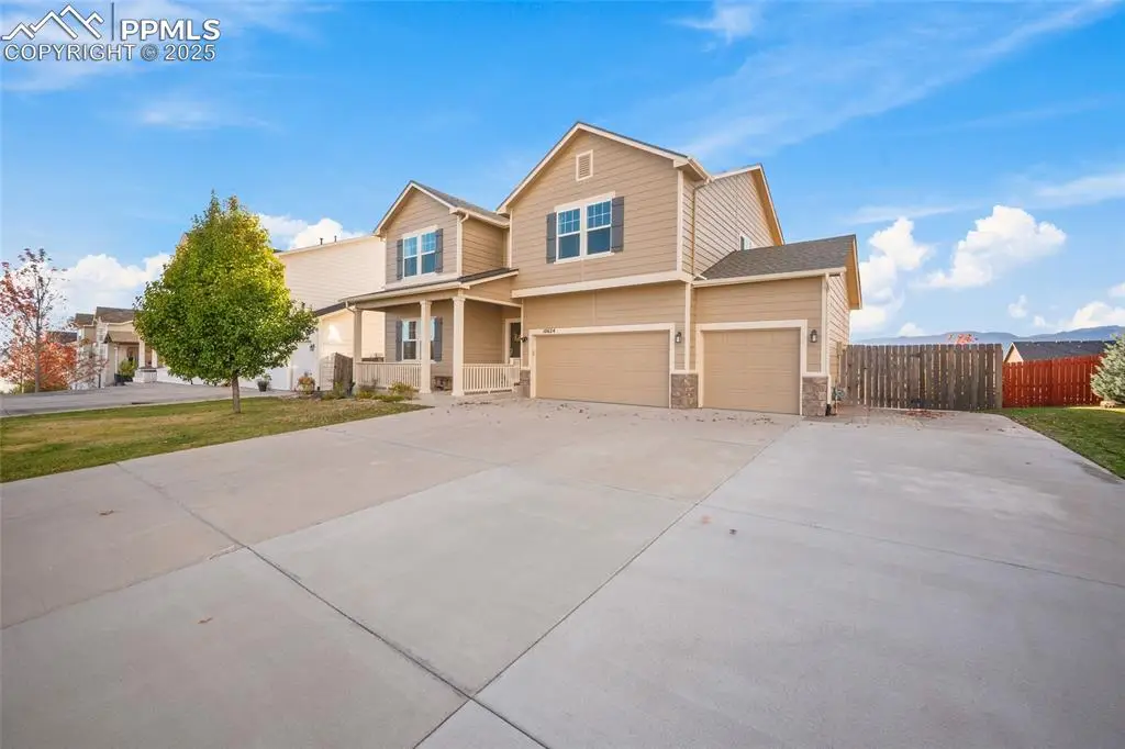 10624 Delaney Lane, Fountain, CO 80817 - Image #1