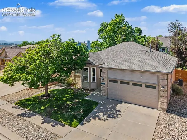6942 Bonnie Brae Lane, Colorado Springs, CO 80922