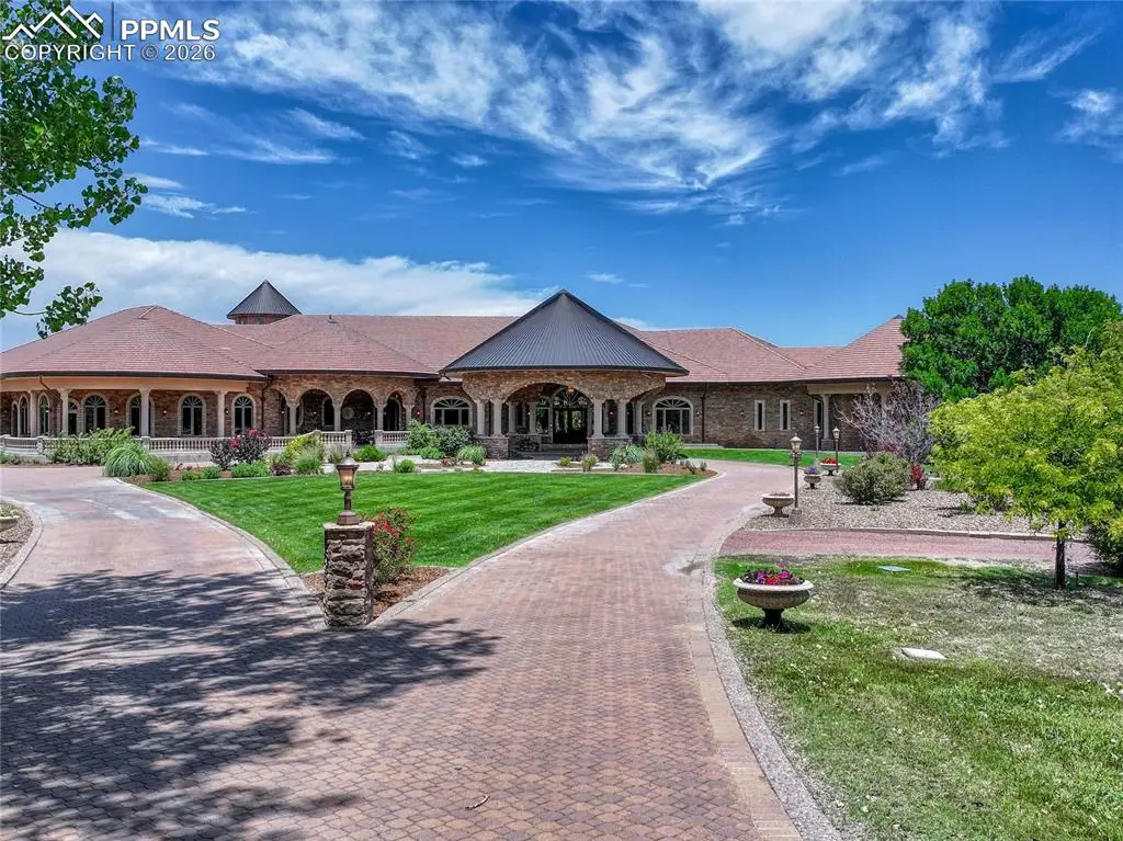 760 28 1/2 Lane, Pueblo, CO 81006 - #1