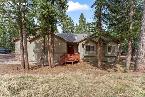1308 Spruce Ridge Lane, Woodland Park, CO 80863