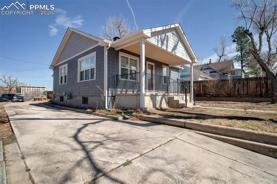 818 E Vermijo Avenue, Colorado Springs, CO 80903 - #2