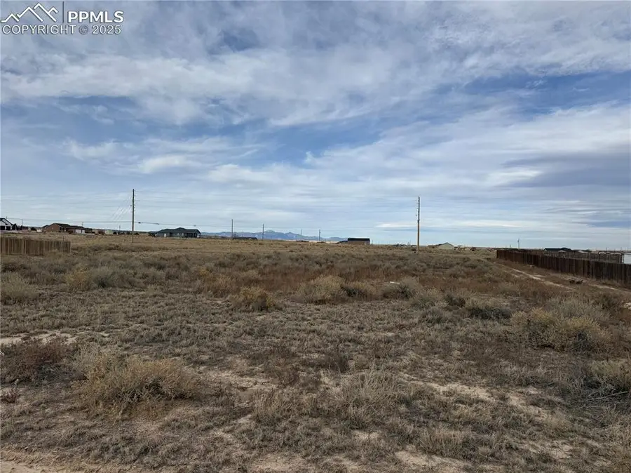 943 E Moonbeam Drive, Pueblo, CO 81007 - Image #2