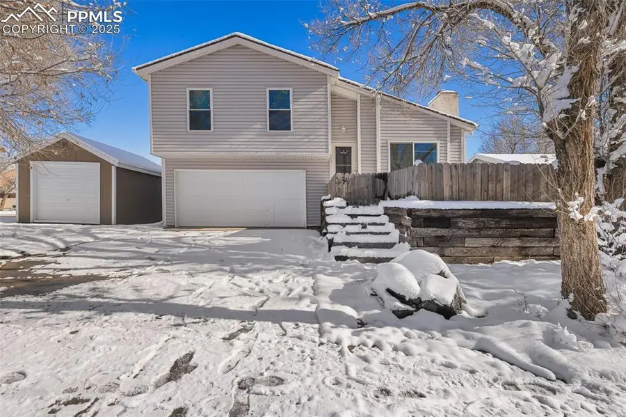 910 Fountain Mesa Road, Fountain, CO 80817 - Image #2