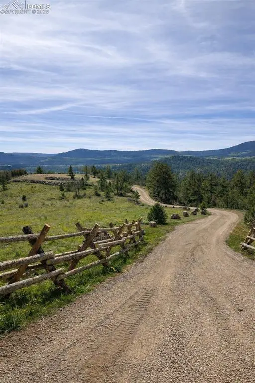 3929 Autumn Creek Drive, Canon City, CO 81212 - #3