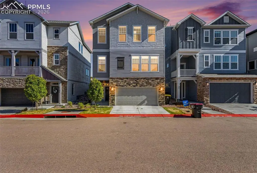 4674 Peak Crest View, Colorado Springs, CO 80918 - #1