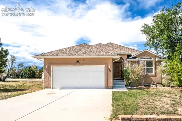 358 W Golden Eagle Way, Pueblo West, CO 81007