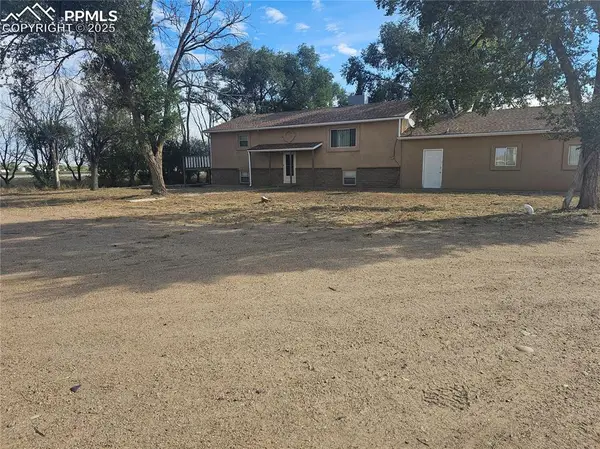 9138 E Us Hwy 50 Road, Manzanola, CO 81058